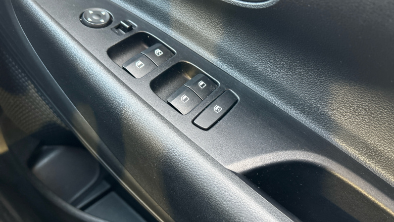 Hyundai i20 1.0T GDi 48V MHD SE Connect 5dr Petrol Hatchback